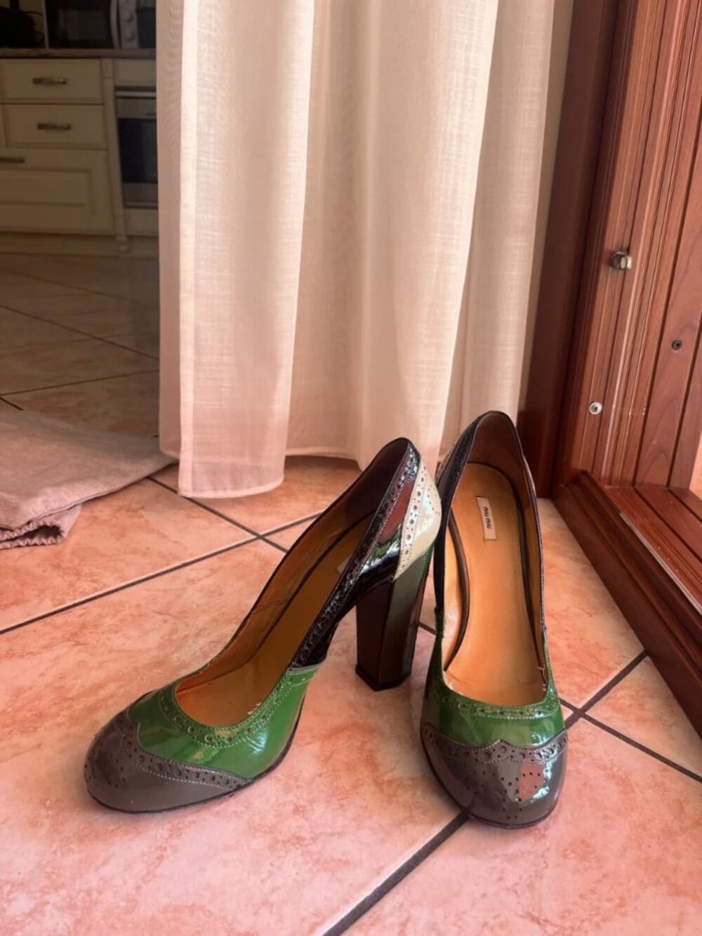 Tri-Color Patent Leather Block Heel Pumps Size EU 40 / US 9